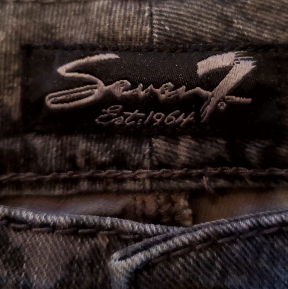 Seven7 jeans. Grey in excellent condition. - Picture 3 of 8